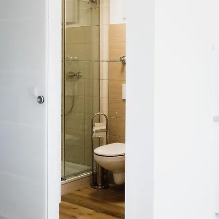 شقة Wohnen Auf Zeit In *