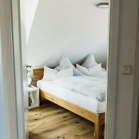 Wohnen Auf Zeit In *